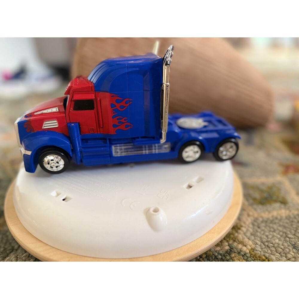 Transformers Optimus Prime Transforming Toy Truck